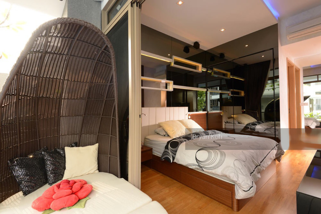 The Waterline (D19), Condominium #134494822